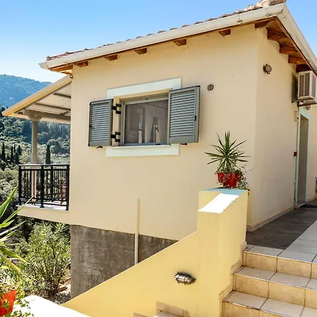 Alkionides 3 Apartment *